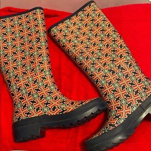 TORY BURCH RAIN BOOTS🥰😍